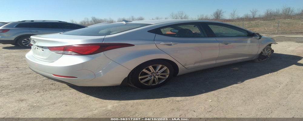 KMHDH4AE3GU483722 2016 HYUNDAI ELANTRA photo no. 4