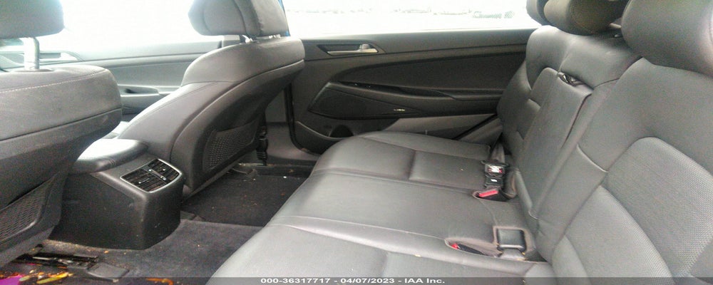 KM8J3CA27HU359388 2017 HYUNDAI TUCSON photo no. 8