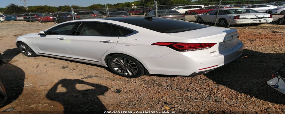 KMHGN4JE2FU046640 2015 HYUNDAI GENESIS photo no. 3