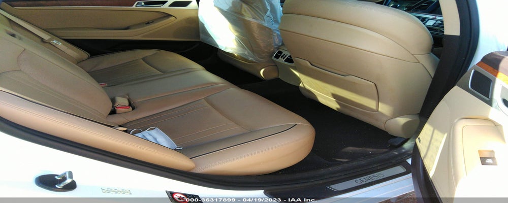 KMHGN4JE2FU046640 2015 HYUNDAI GENESIS photo no. 8