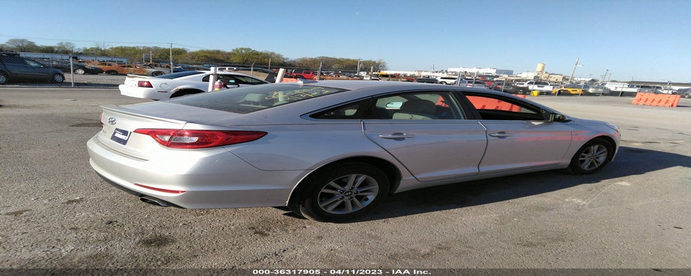 5NPE24AF0GH338103 2016 HYUNDAI SONATA photo no. 4