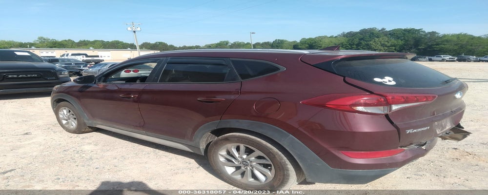 KM8J33A47JU620896 2018 HYUNDAI TUCSON photo no. 3