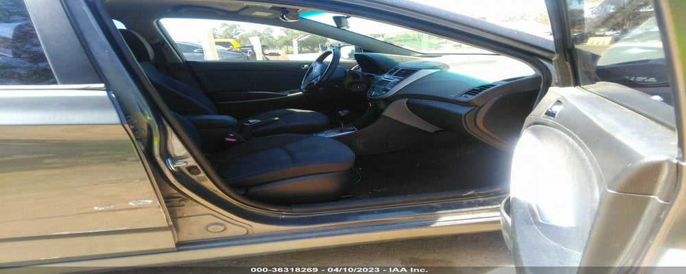 KMHCU5AE4DU080616 2013 HYUNDAI ACCENT photo no. 5