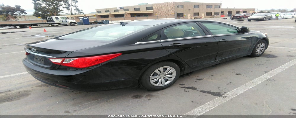 5NPEB4AC5DH589457 2013 HYUNDAI SONATA photo no. 4