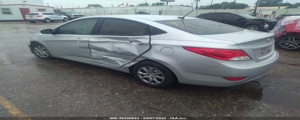 KMHCT4AE0DU531537 2013 HYUNDAI ACCENT photo no. 3
