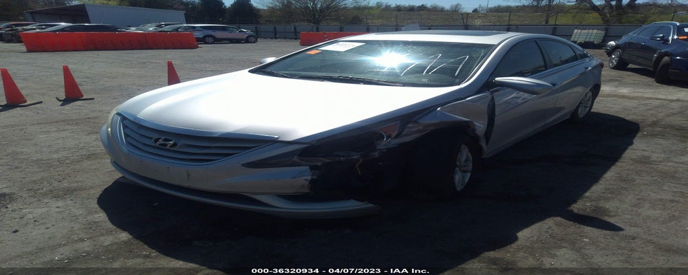 5NPEB4AC3BH227883 2011 HYUNDAI SONATA photo no. 6