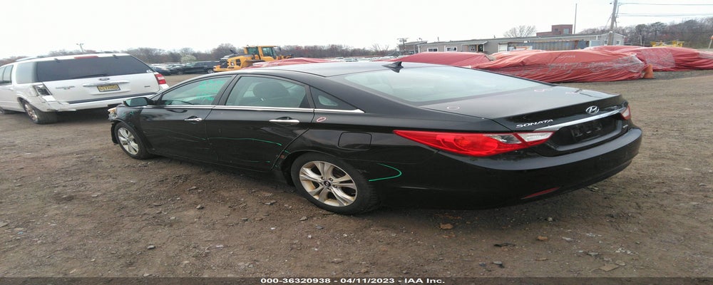 5NPEC4AC8BH085995 2011 HYUNDAI SONATA photo no. 3