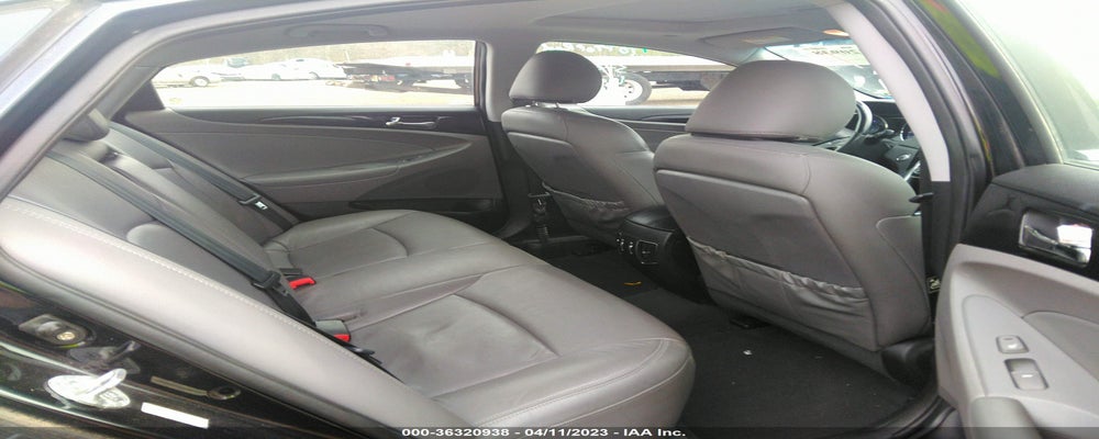 5NPEC4AC8BH085995 2011 HYUNDAI SONATA photo no. 8