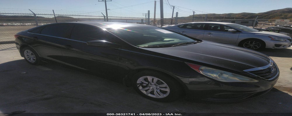 5NPEB4AC1BH098851 2011 HYUNDAI SONATA photo no. 1
