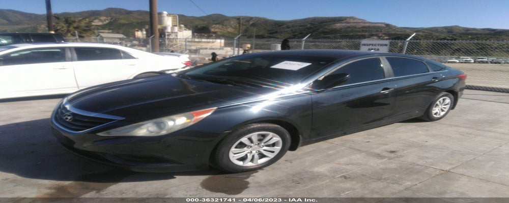 5NPEB4AC1BH098851 2011 HYUNDAI SONATA photo no. 2