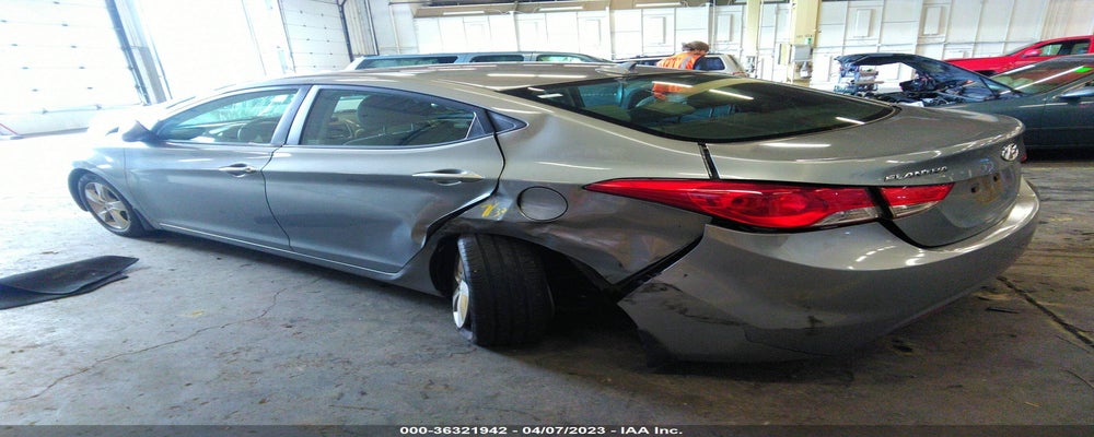 KMHDH4AE1DU930172 2013 HYUNDAI ELANTRA photo no. 3