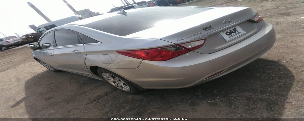 5NPEB4ACXBH278703 2011 HYUNDAI SONATA photo no. 3