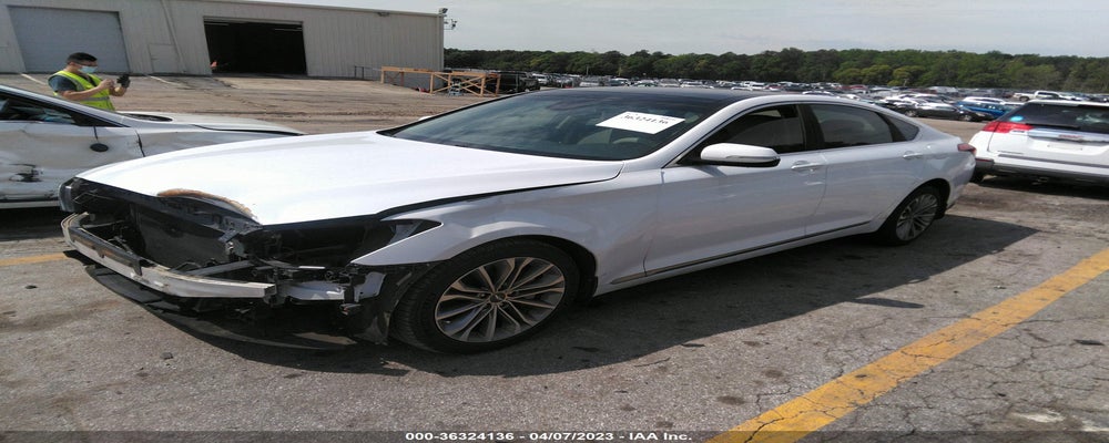 KMHGN4JE8FU044844 2015 HYUNDAI GENESIS photo no. 2