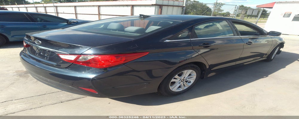 5NPEB4AC4EH929554 2014 HYUNDAI SONATA photo no. 4