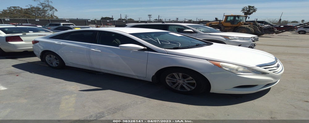 5NPEB4AC8BH111577 2011 HYUNDAI SONATA photo no. 1