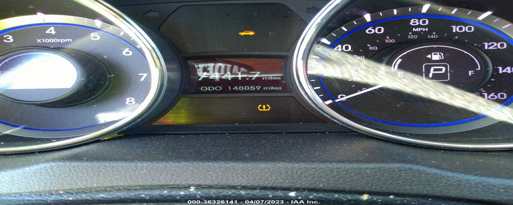 5NPEB4AC8BH111577 2011 HYUNDAI SONATA photo no. 7