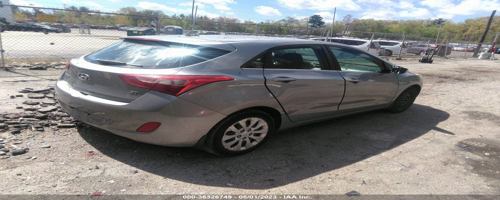 KMHD35LH0GU274465 2016 HYUNDAI ELANTRA GT photo no. 4
