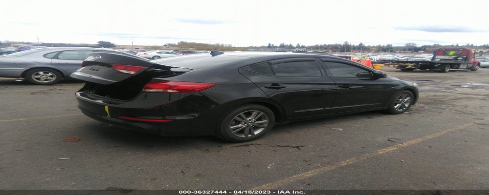 5NPD84LFXJH225743 2018 HYUNDAI ELANTRA photo no. 4