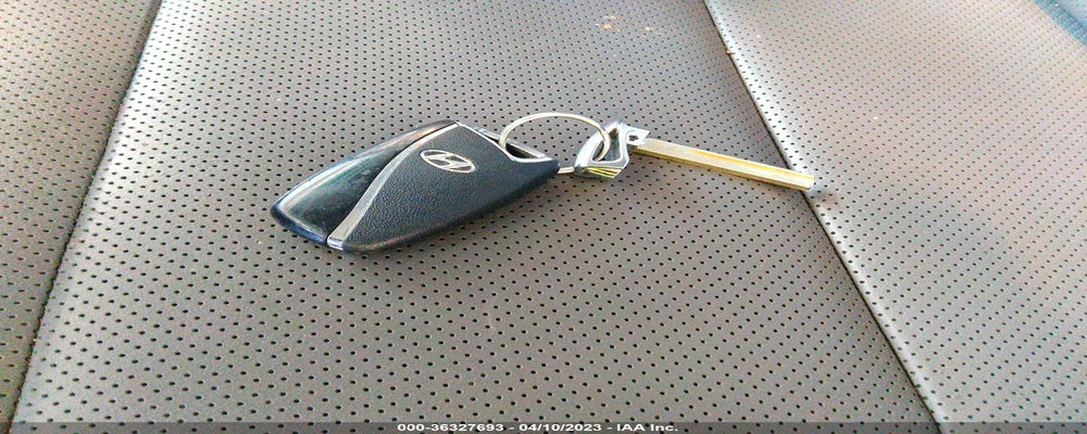 5XYZUDLB1HG464095 2017 HYUNDAI SANTA FE SPORT photo no. 11