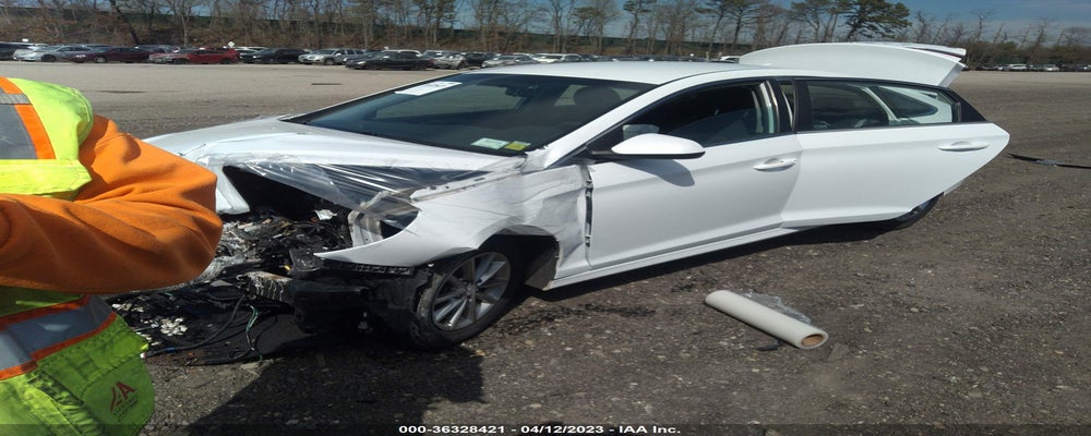 5NPE24AF0KH760025 2019 HYUNDAI SONATA photo no. 2