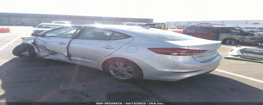 KMHD84LF5JU519472 2018 HYUNDAI ELANTRA photo no. 3