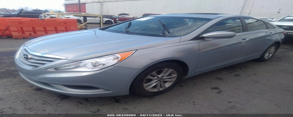 5NPEB4AC1DH699373 2013 HYUNDAI SONATA photo no. 2