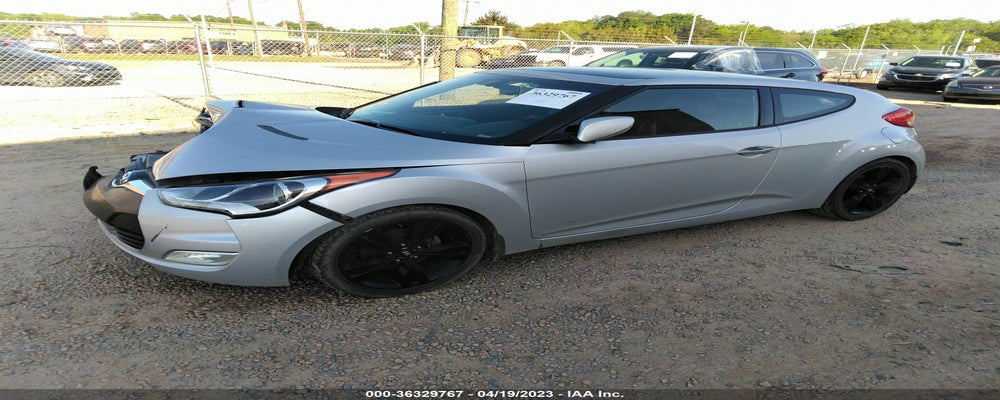 KMHTC6AD1CU034031 2012 HYUNDAI VELOSTER photo no. 2