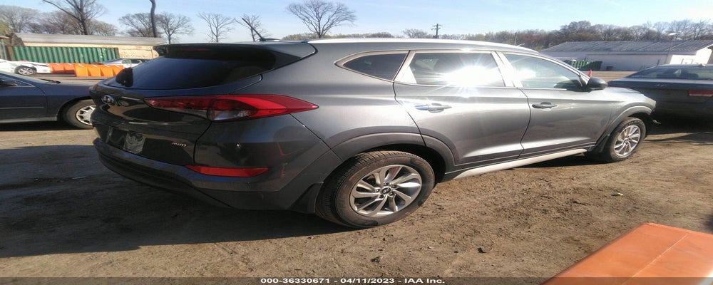 KM8J3CA45HU504624 2017 HYUNDAI TUCSON photo no. 4