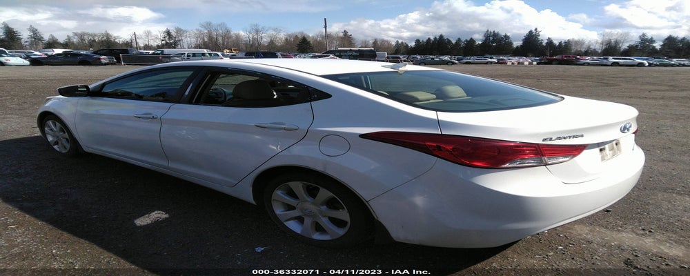 5NPDH4AE8DH213802 2013 HYUNDAI ELANTRA photo no. 3