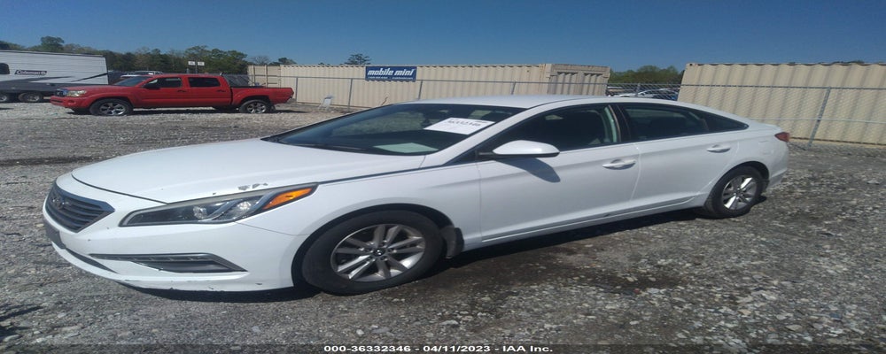 5NPE24AFXFH013439 2015 HYUNDAI SONATA photo no. 2
