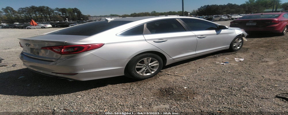 5NPE24AF5FH169808 2015 HYUNDAI SONATA photo no. 4