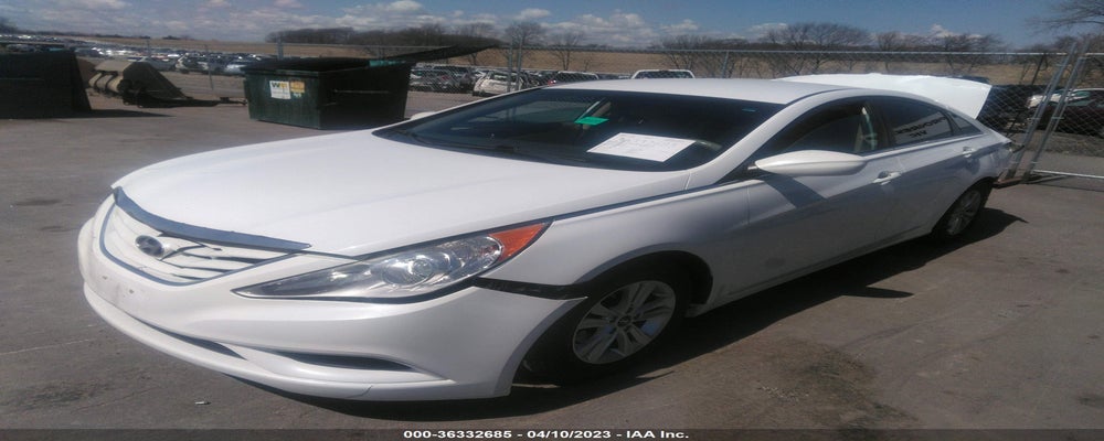 5NPEB4AC5DH647325 2013 HYUNDAI SONATA photo no. 2