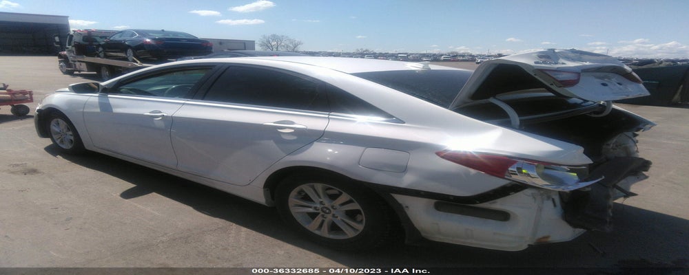 5NPEB4AC5DH647325 2013 HYUNDAI SONATA photo no. 3