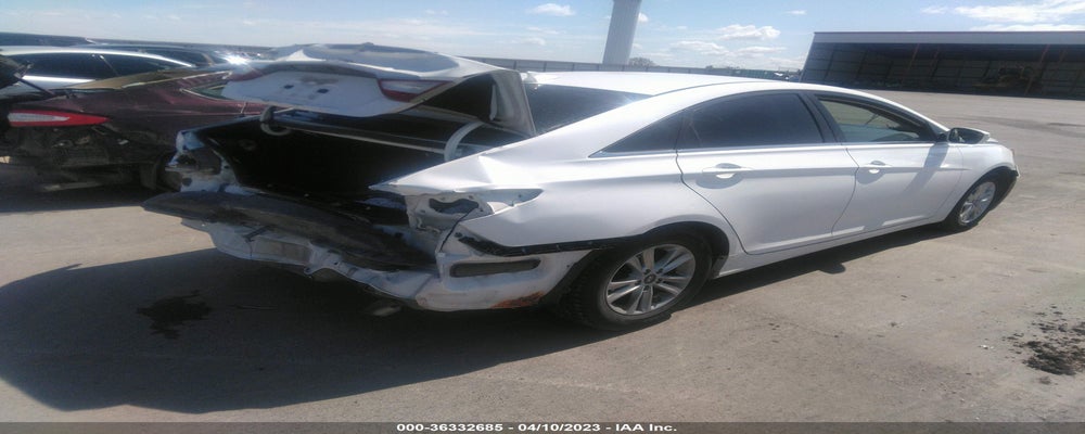 5NPEB4AC5DH647325 2013 HYUNDAI SONATA photo no. 4