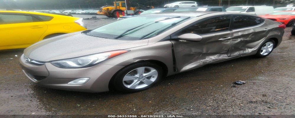 5NPDH4AEXDH323119 2013 HYUNDAI ELANTRA photo no. 2