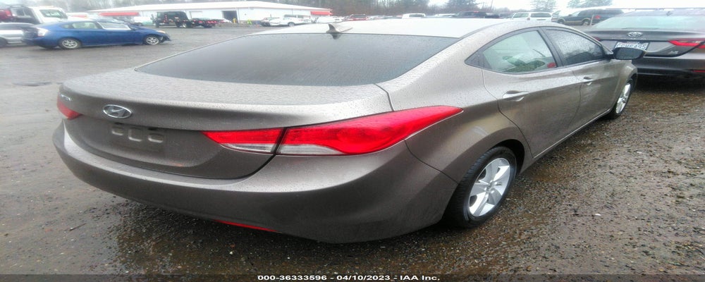 5NPDH4AEXDH323119 2013 HYUNDAI ELANTRA photo no. 4