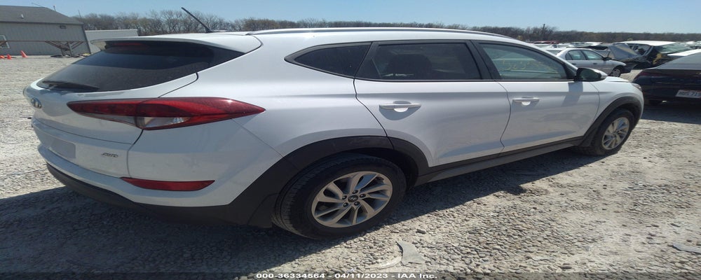 KM8J3CA47HU484408 2017 HYUNDAI TUCSON photo no. 4
