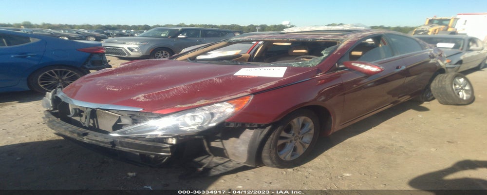 5NPEC4AC7BH274136 2011 HYUNDAI SONATA photo no. 2