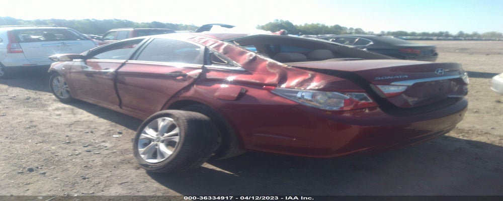 5NPEC4AC7BH274136 2011 HYUNDAI SONATA photo no. 3