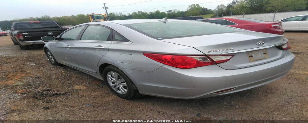 5NPEB4ACXBH088867 2011 HYUNDAI SONATA photo no. 3