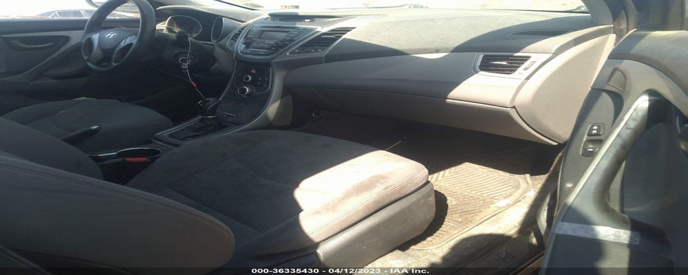 KMHDH4AE9GU525665 2016 HYUNDAI ELANTRA photo no. 5
