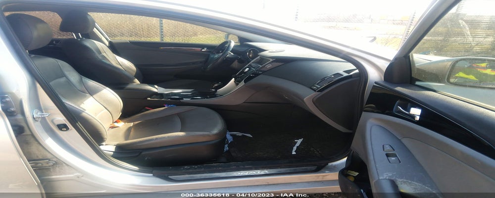 5NPEC4AC0BH001572 2011 HYUNDAI SONATA photo no. 5