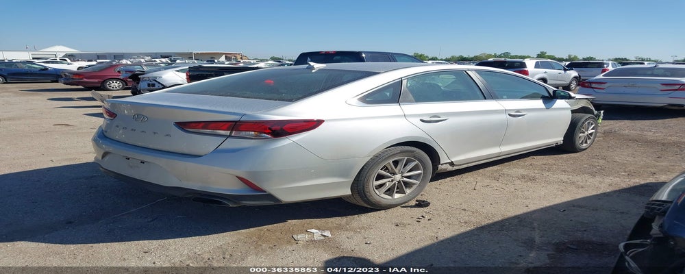 5NPE24AF2JH709432 2018 HYUNDAI SONATA photo no. 4