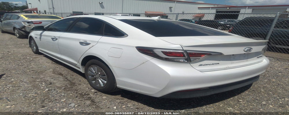 KMHE24L1XGA009087 2016 HYUNDAI SONATA HYBRID photo no. 3