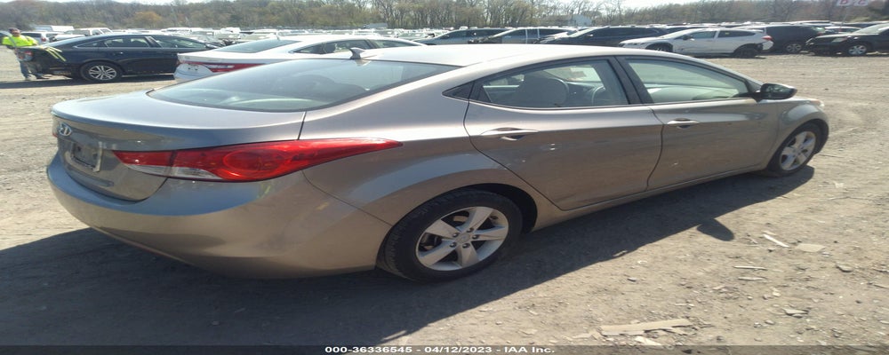 5NPDH4AE7DH325474 2013 HYUNDAI ELANTRA photo no. 4