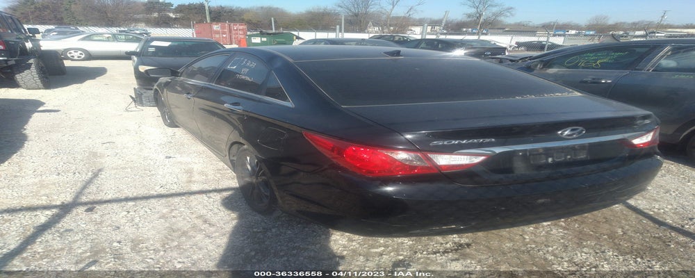 5NPEC4AC8DH718448 2013 HYUNDAI SONATA photo no. 3