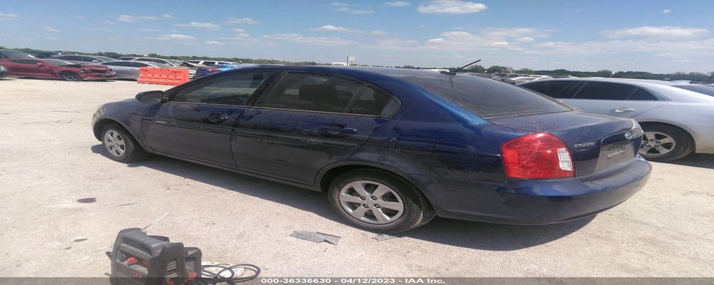 KMHCN4AC2AU479087 2010 HYUNDAI ACCENT photo no. 3