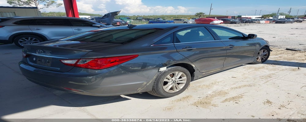 5NPEB4AC9DH694342 2013 HYUNDAI SONATA photo no. 4