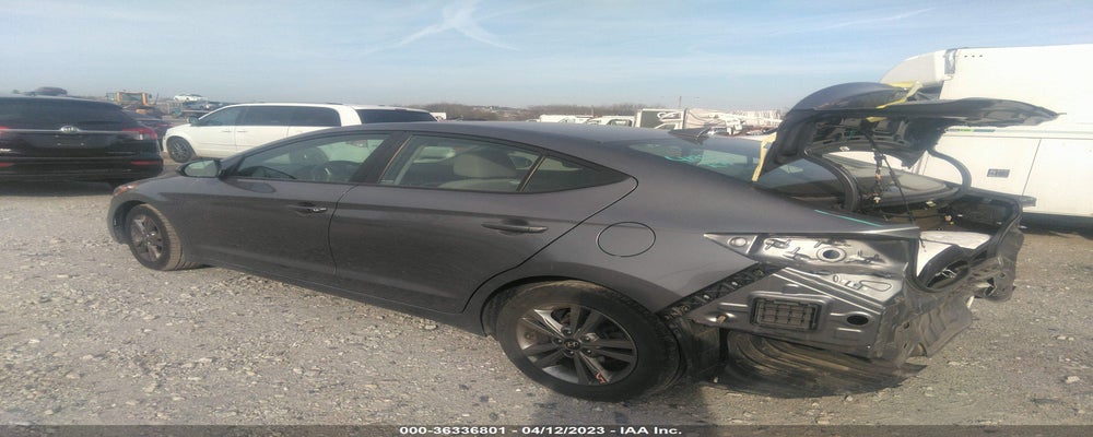 5NPD84LF3JH264562 2018 HYUNDAI ELANTRA photo no. 3