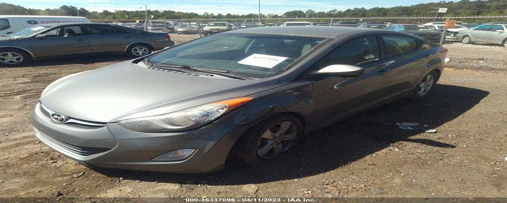5NPDH4AE2DH388837 2013 HYUNDAI ELANTRA photo no. 2